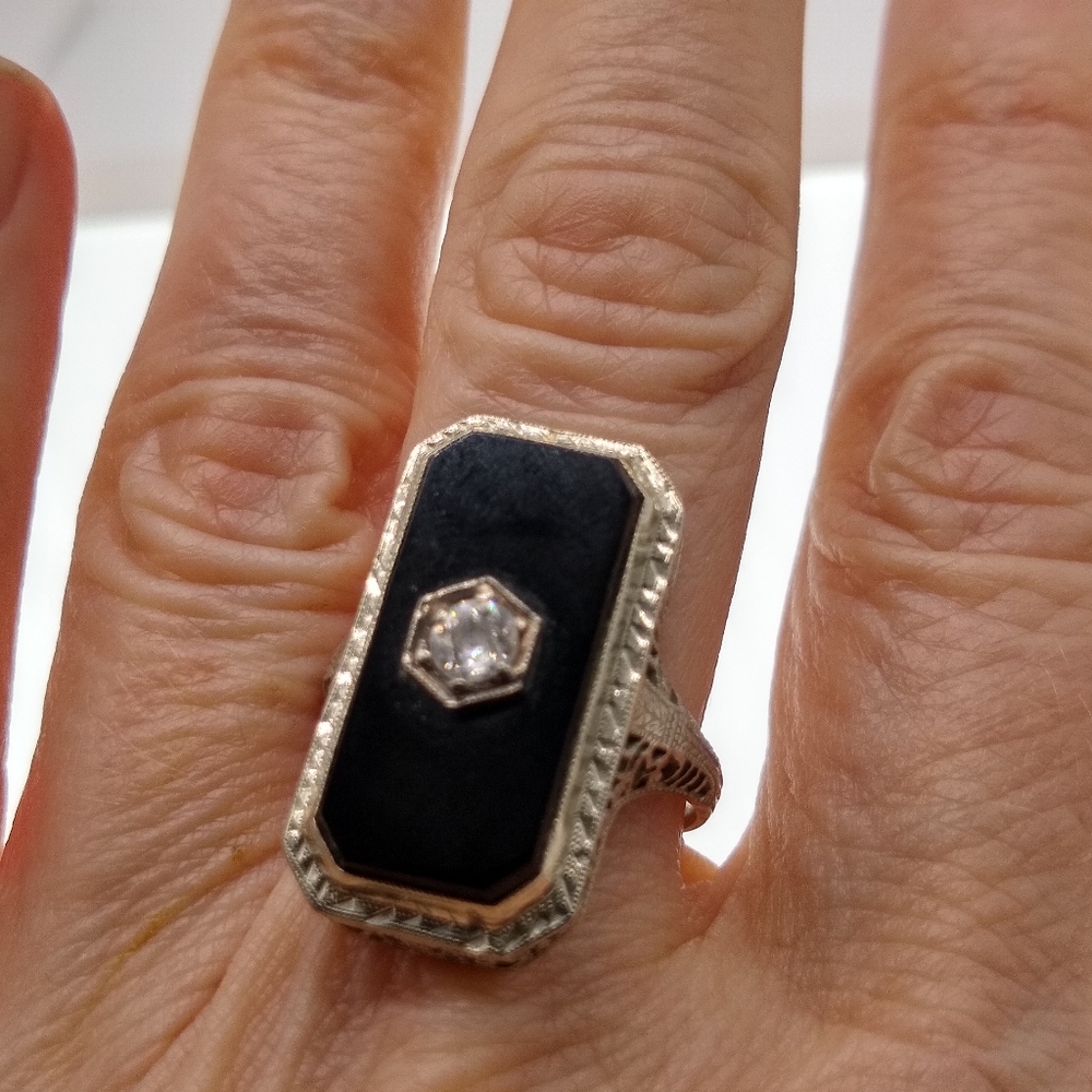 Estate 18K get gold ring